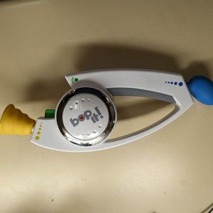 BOP IT! Talking Handheld Electronic Reflex Game White 2008 Hasbro Tested